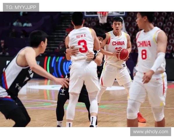 篮球公园：北京首钢男篮全力冲击CBA总冠军梦想展现团队精神与实力