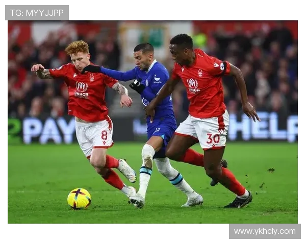 降级区球队逆袭卫冕冠军三球英超历史仅诺丁汉森林曾做到